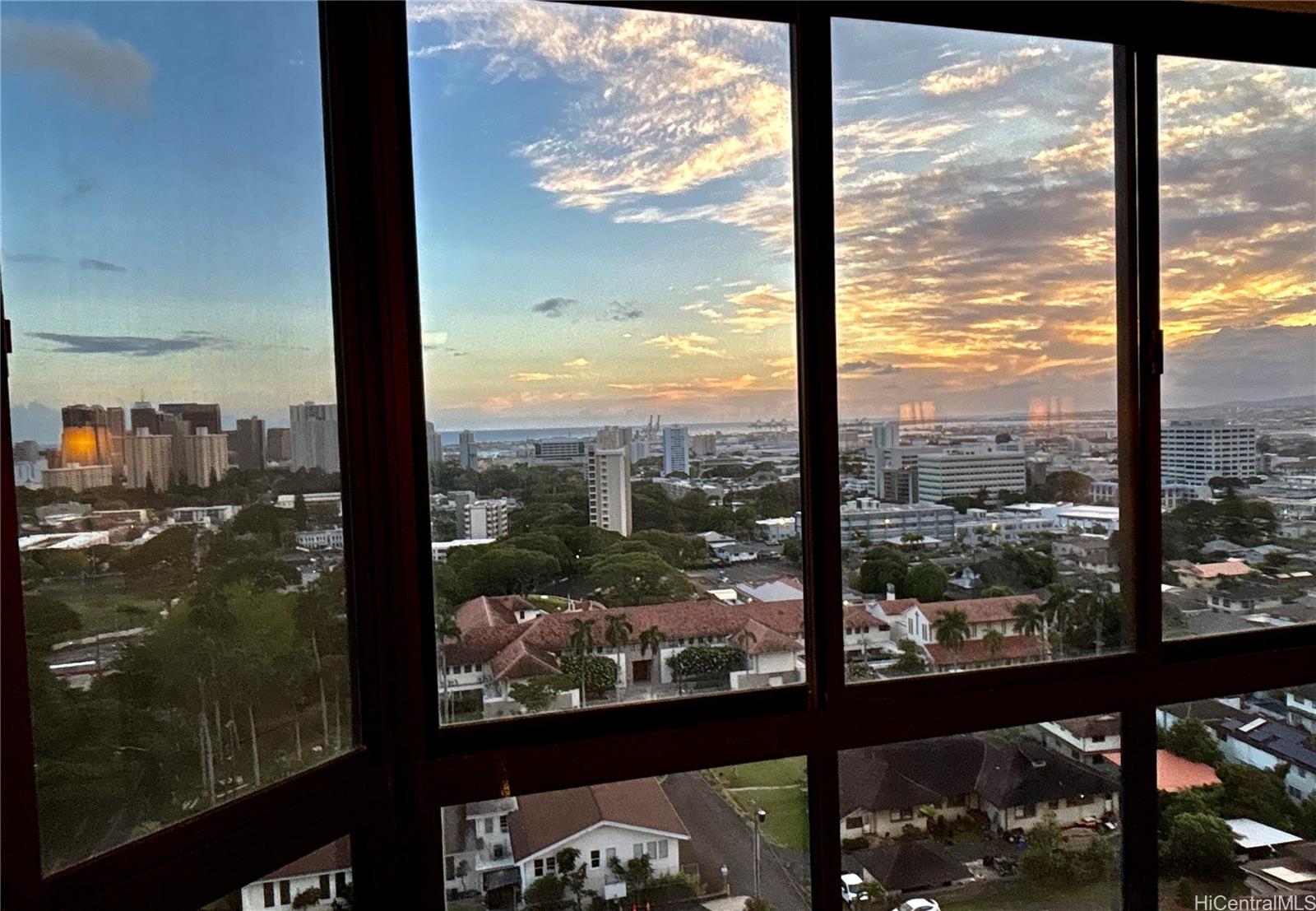 2040 Nuuanu condo # 1602, Honolulu, Hawaii - photo 15 of 16
