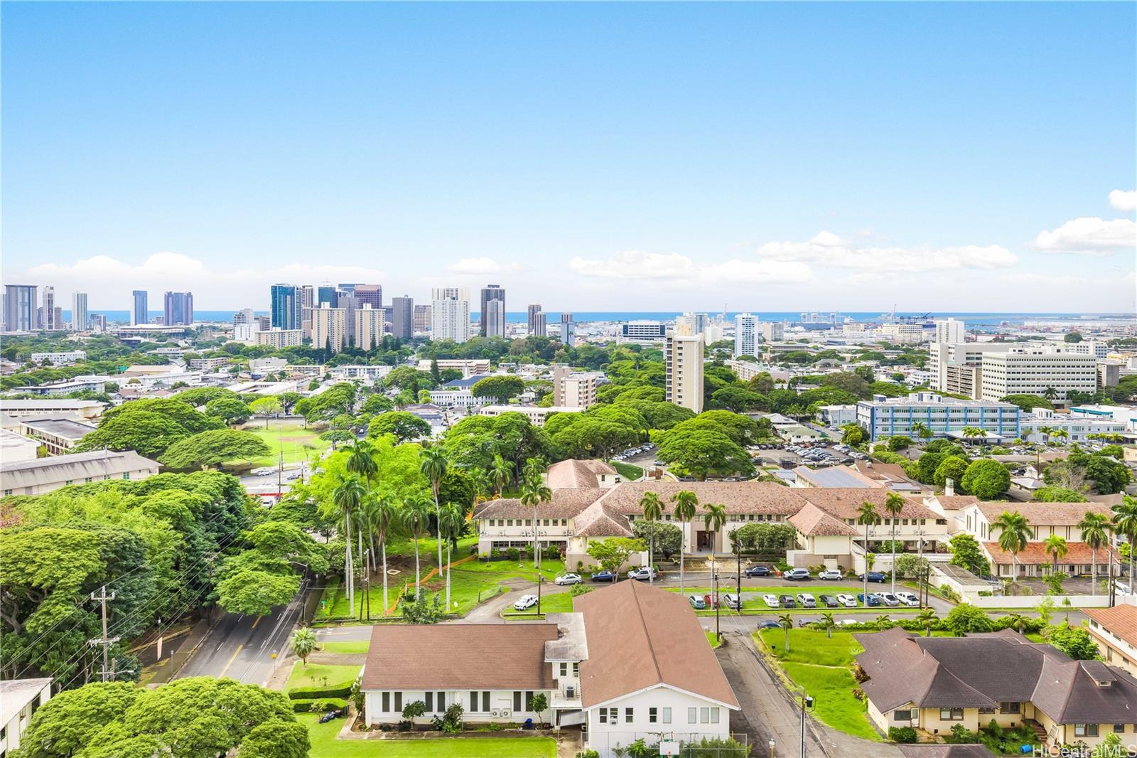 2040 Nuuanu condo # 1702, Honolulu, Hawaii - photo 18 of 25