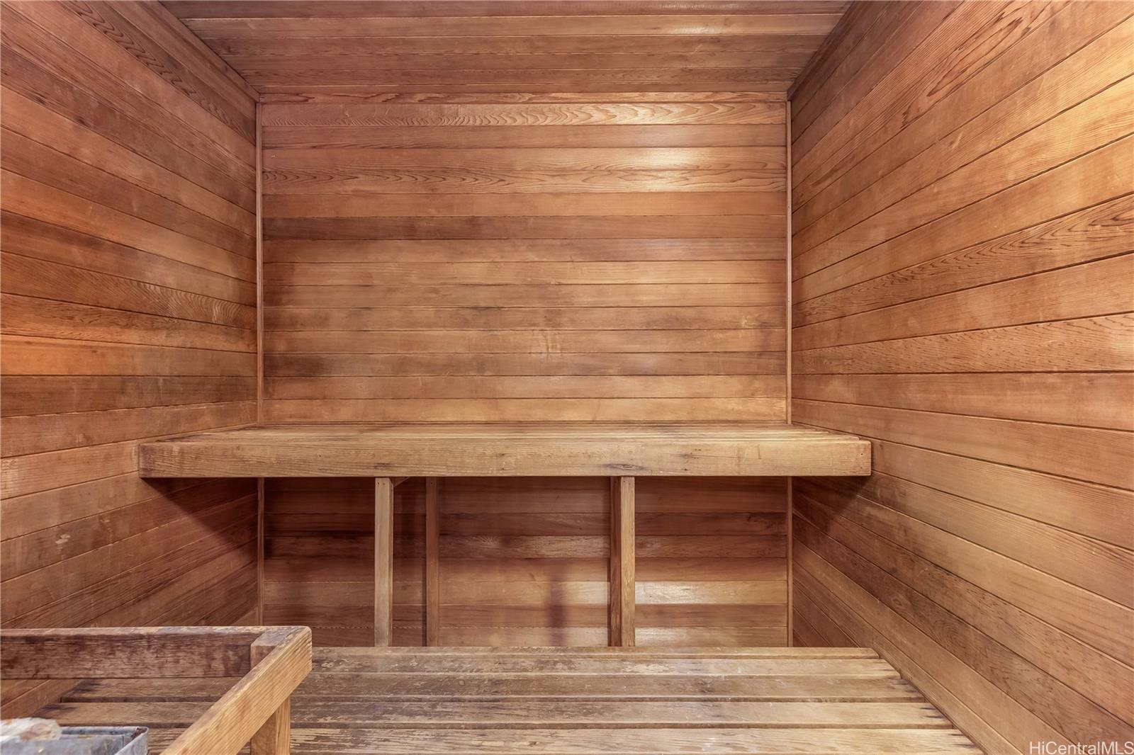 2040 Nuuanu condo # 1702, Honolulu, Hawaii - photo 23 of 25