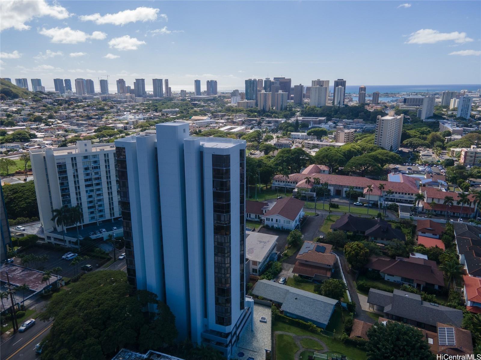 2040 Nuuanu condo # 1804, Honolulu, Hawaii - photo 2 of 20