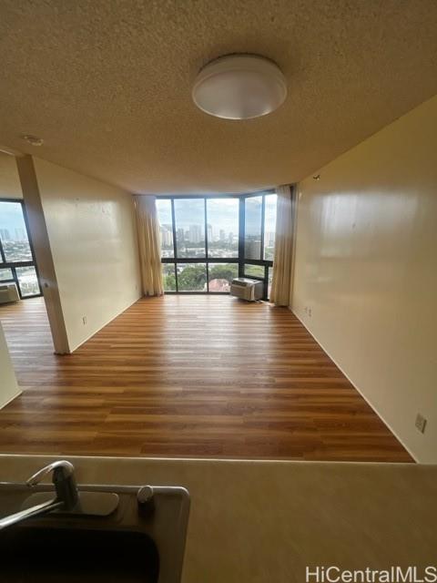 2040 Nuuanu condo # 1804, Honolulu, Hawaii - photo 5 of 20