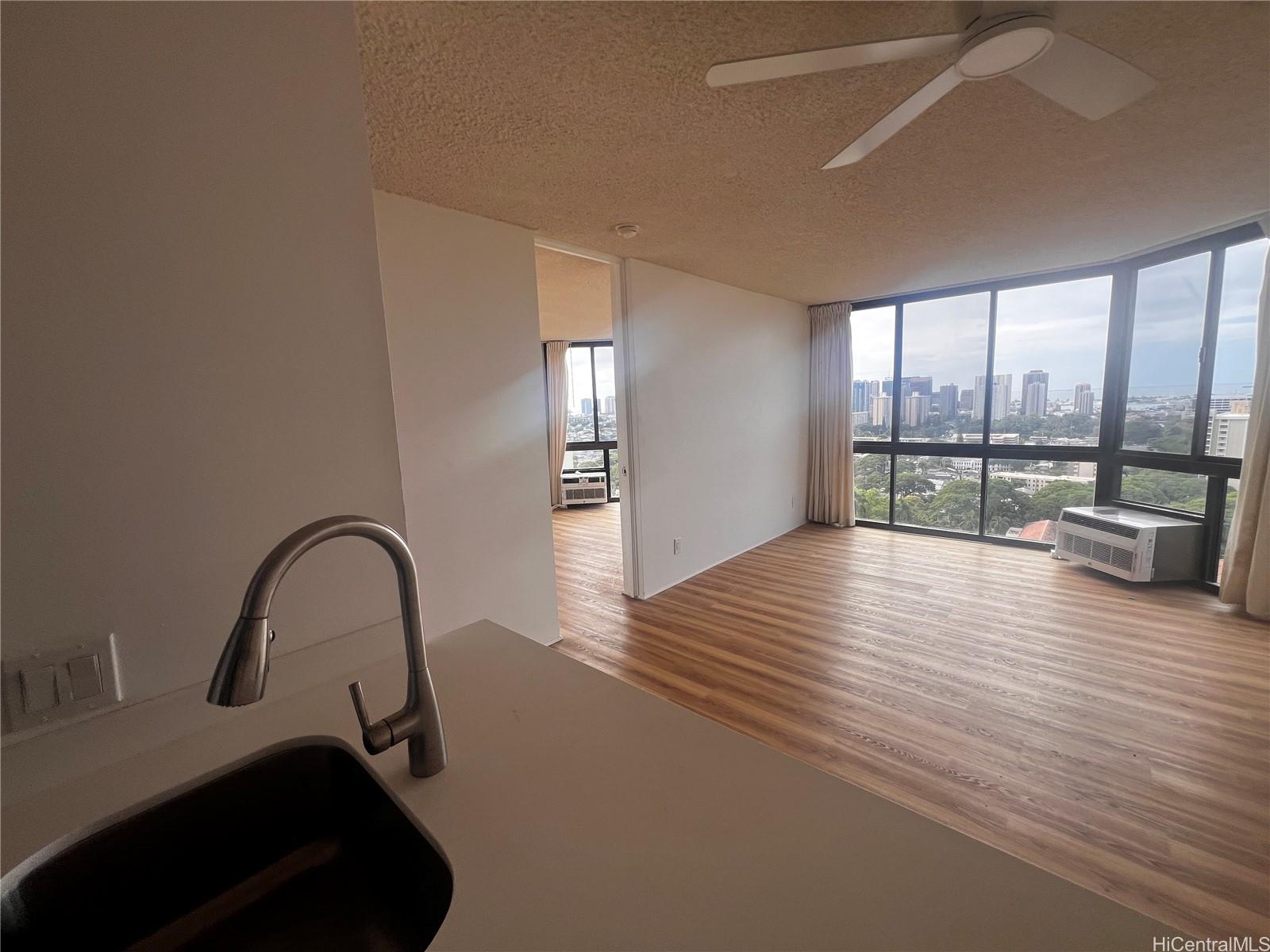 2040 Nuuanu Ave Honolulu - Rental - photo 12 of 25