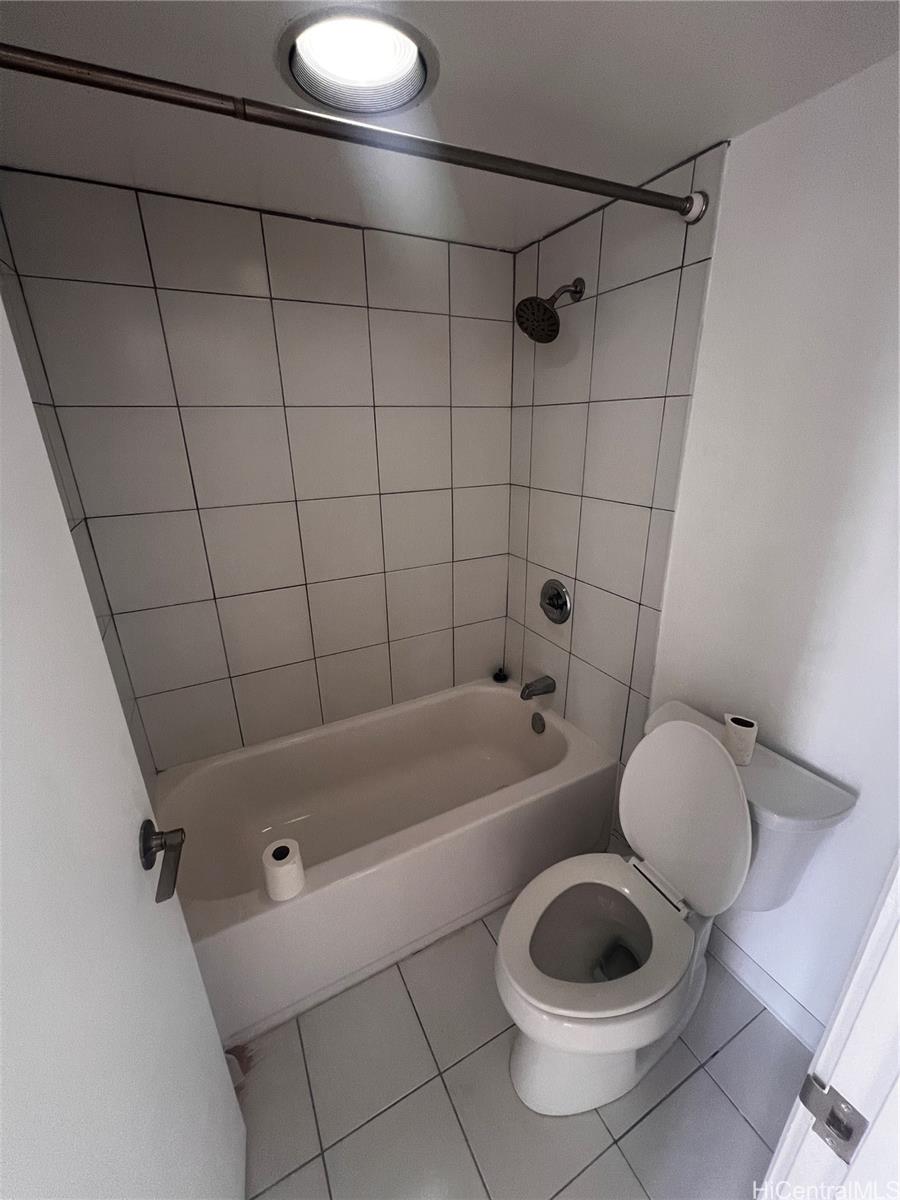 2040 Nuuanu Ave Honolulu - Rental - photo 15 of 25