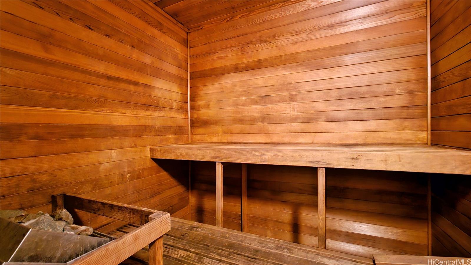 2040 Nuuanu condo # 703, Honolulu, Hawaii - photo 22 of 25