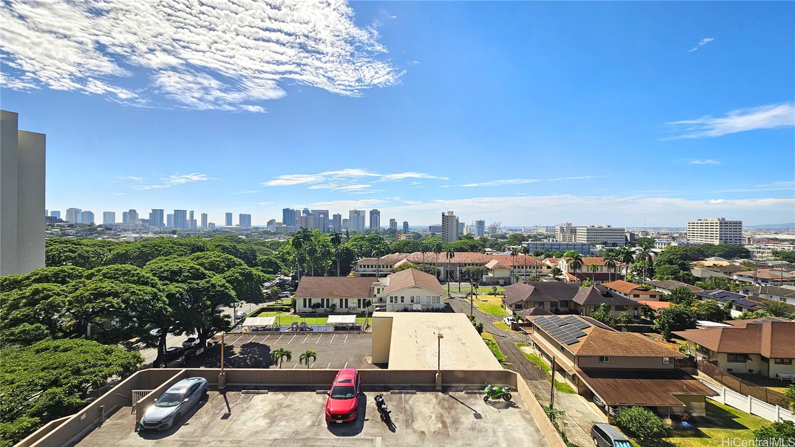 2040 Nuuanu condo # 703, Honolulu, Hawaii - photo 4 of 25