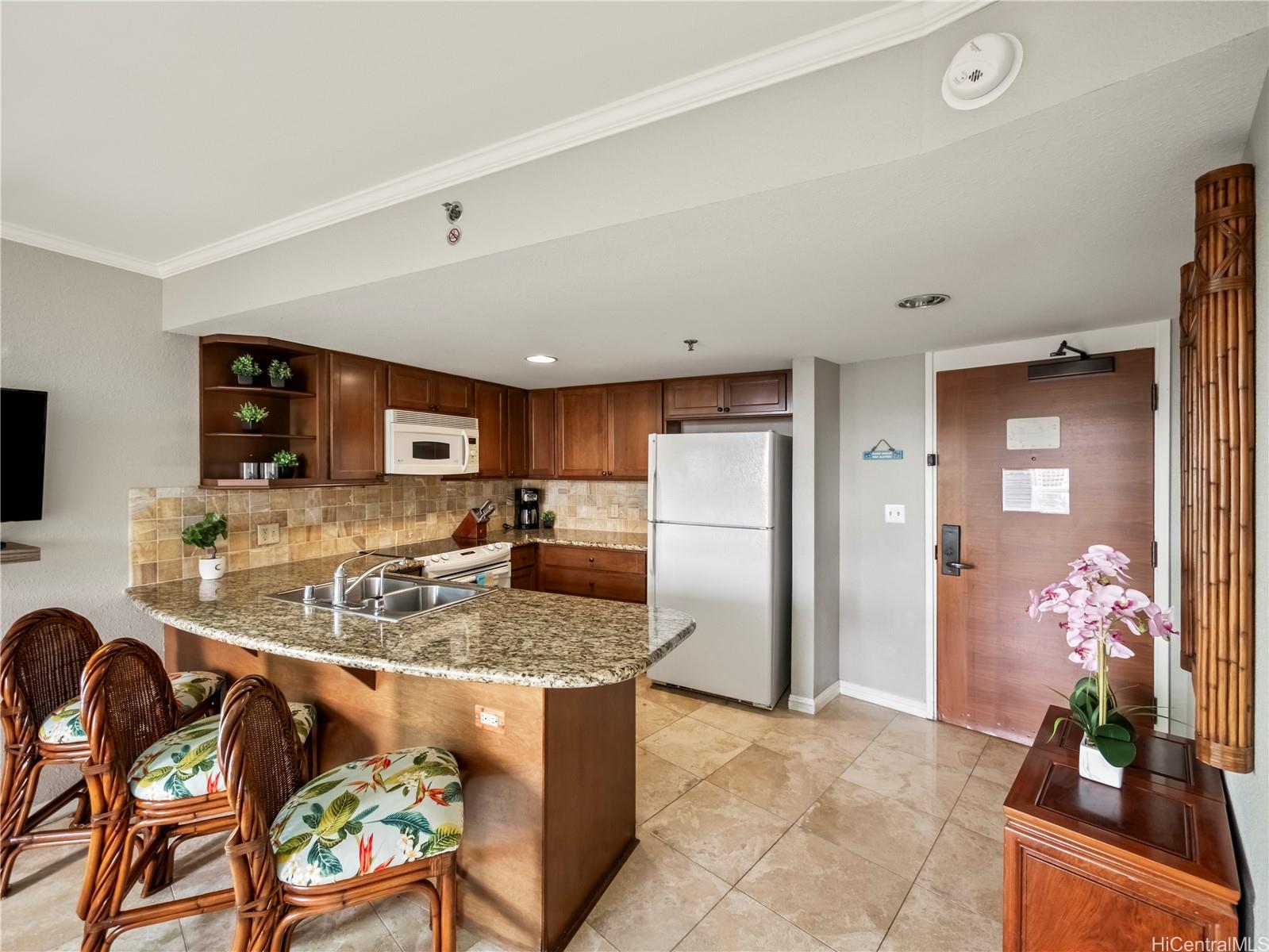 Luana Waikiki condo # 1007, Honolulu, Hawaii - photo 6 of 22