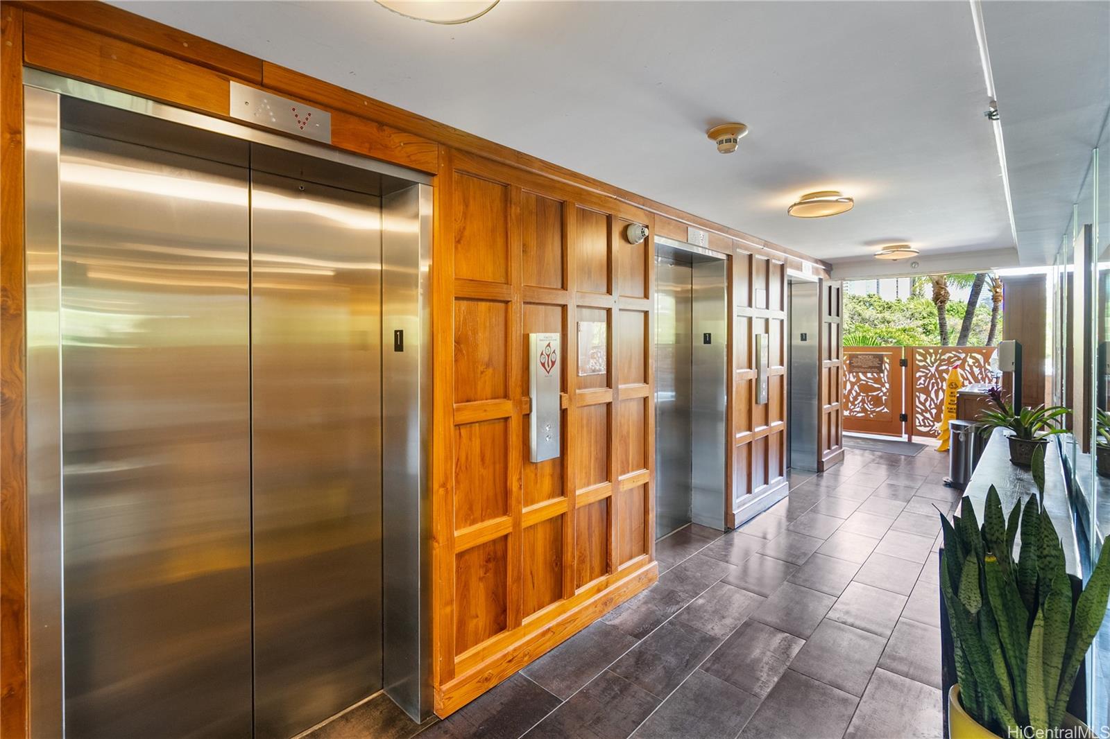 Luana Waikiki condo # 118, Honolulu, Hawaii - photo 4 of 25