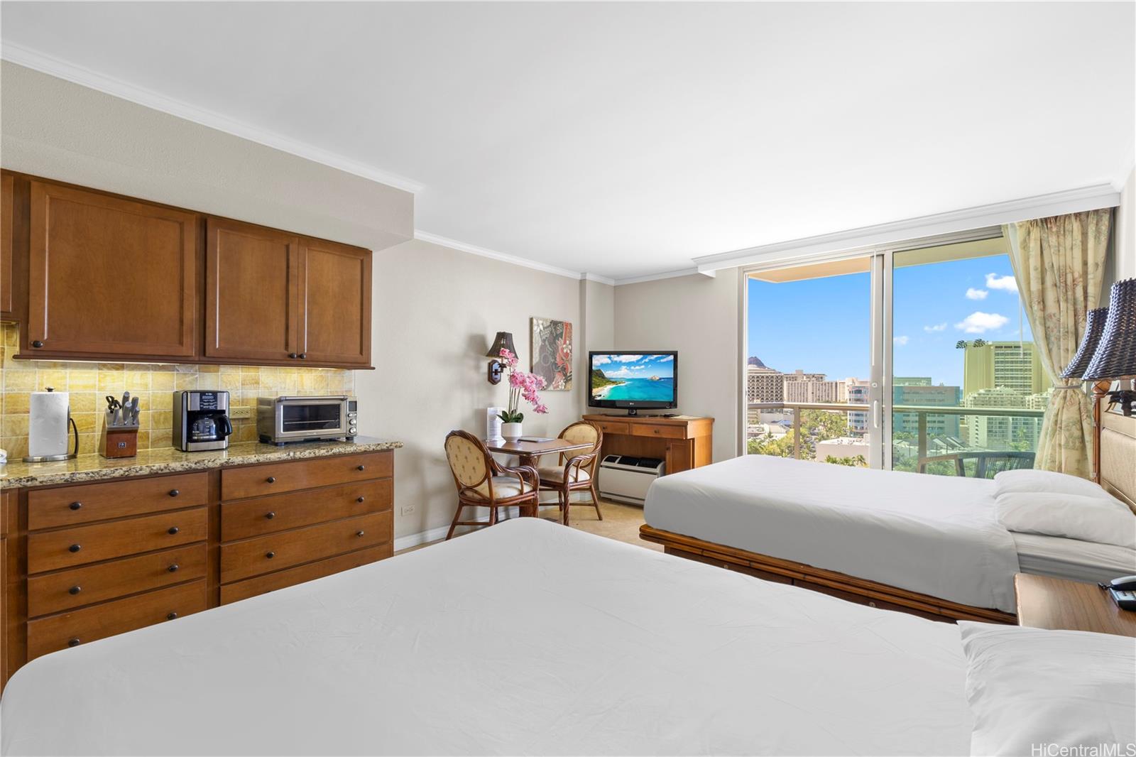 Luana Waikiki condo # 1412, Honolulu, Hawaii - photo 5 of 25