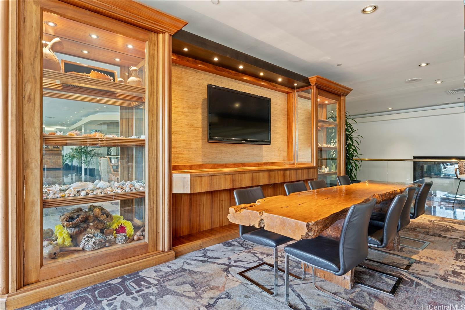 Luana Waikiki condo # 1601, Honolulu, Hawaii - photo 20 of 23