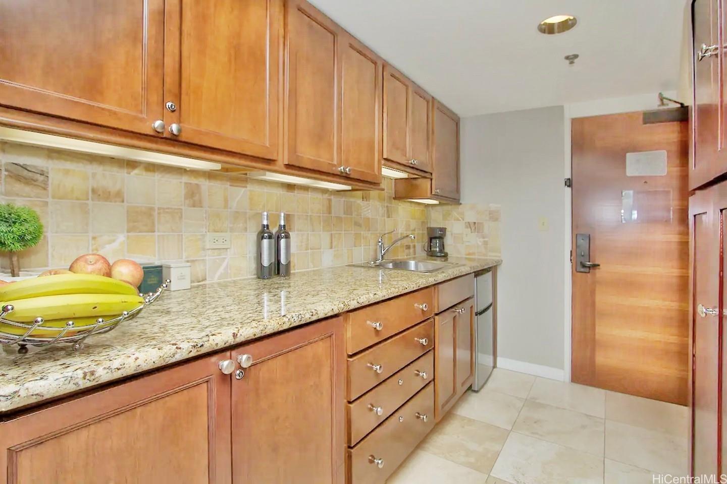 Luana Waikiki condo # 214, Honolulu, Hawaii - photo 9 of 19