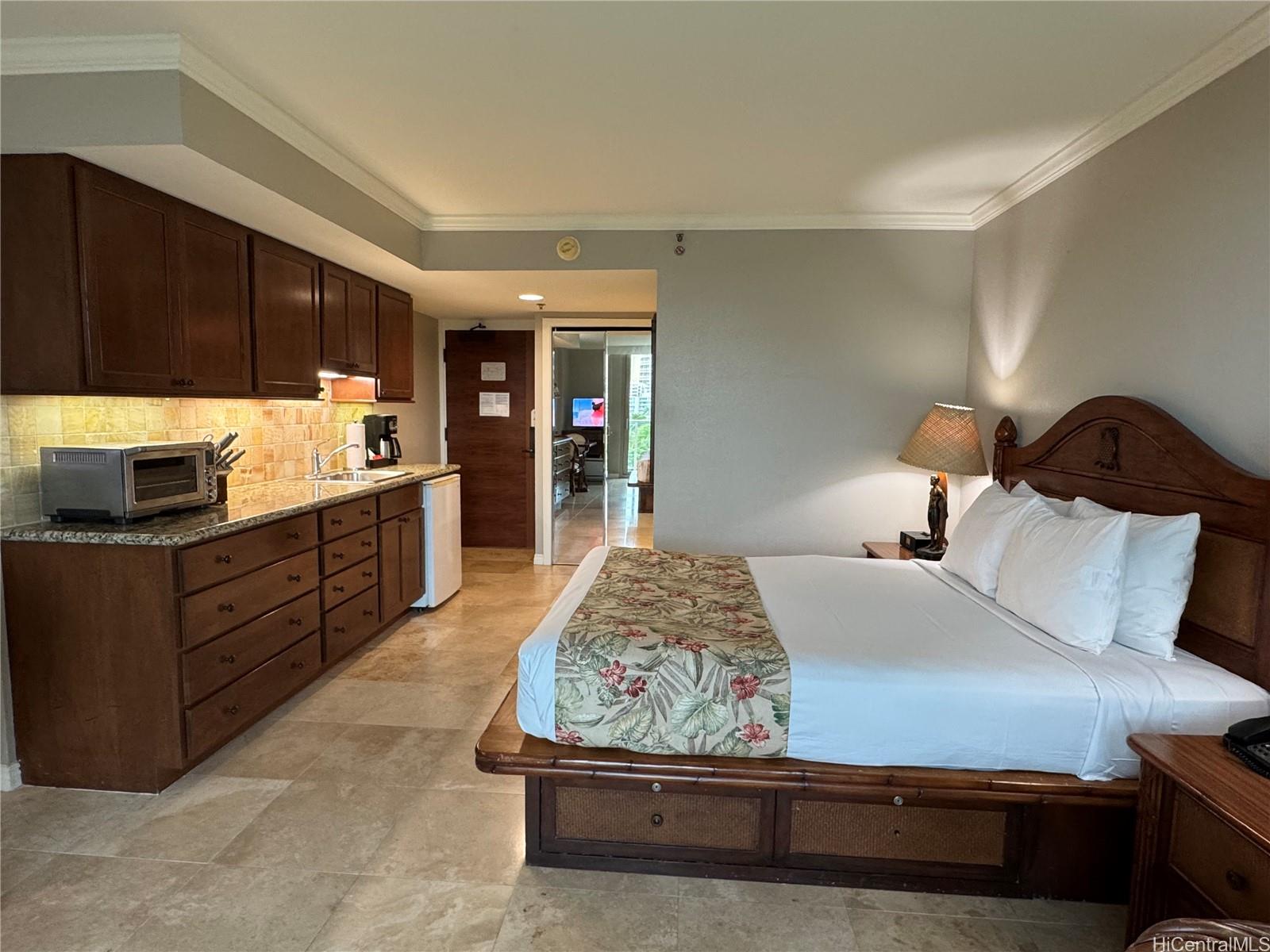 Luana Waikiki condo # 411, Honolulu, Hawaii - photo 3 of 24