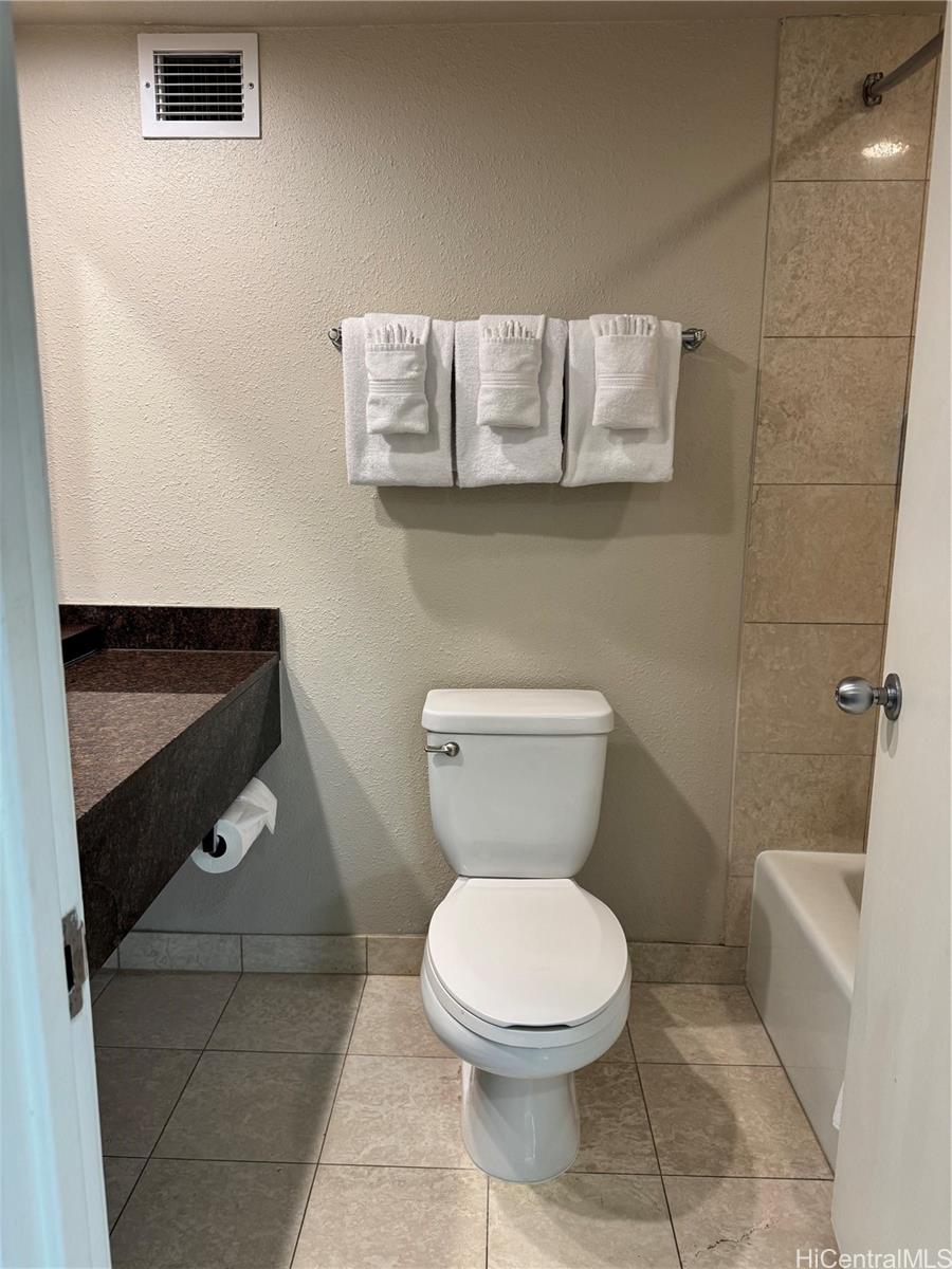 Luana Waikiki condo # 411, Honolulu, Hawaii - photo 7 of 24