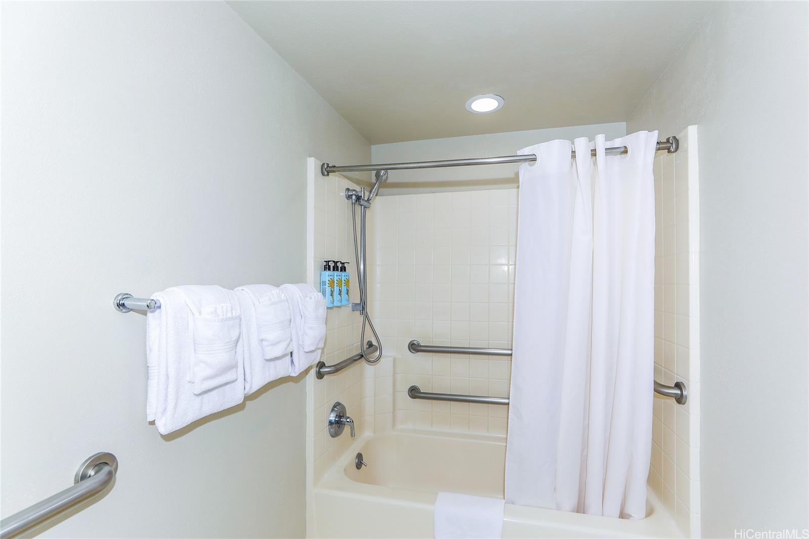 Luana Waikiki condo # 509, Honolulu, Hawaii - photo 12 of 25