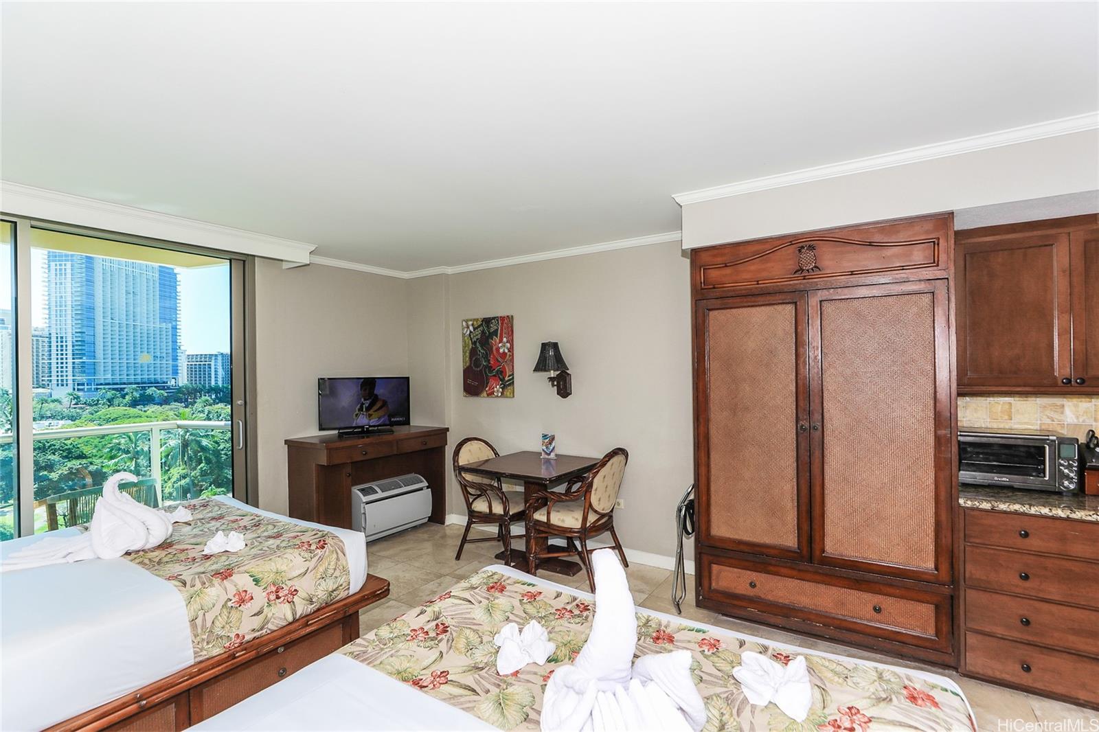 Luana Waikiki condo # 509, Honolulu, Hawaii - photo 4 of 25