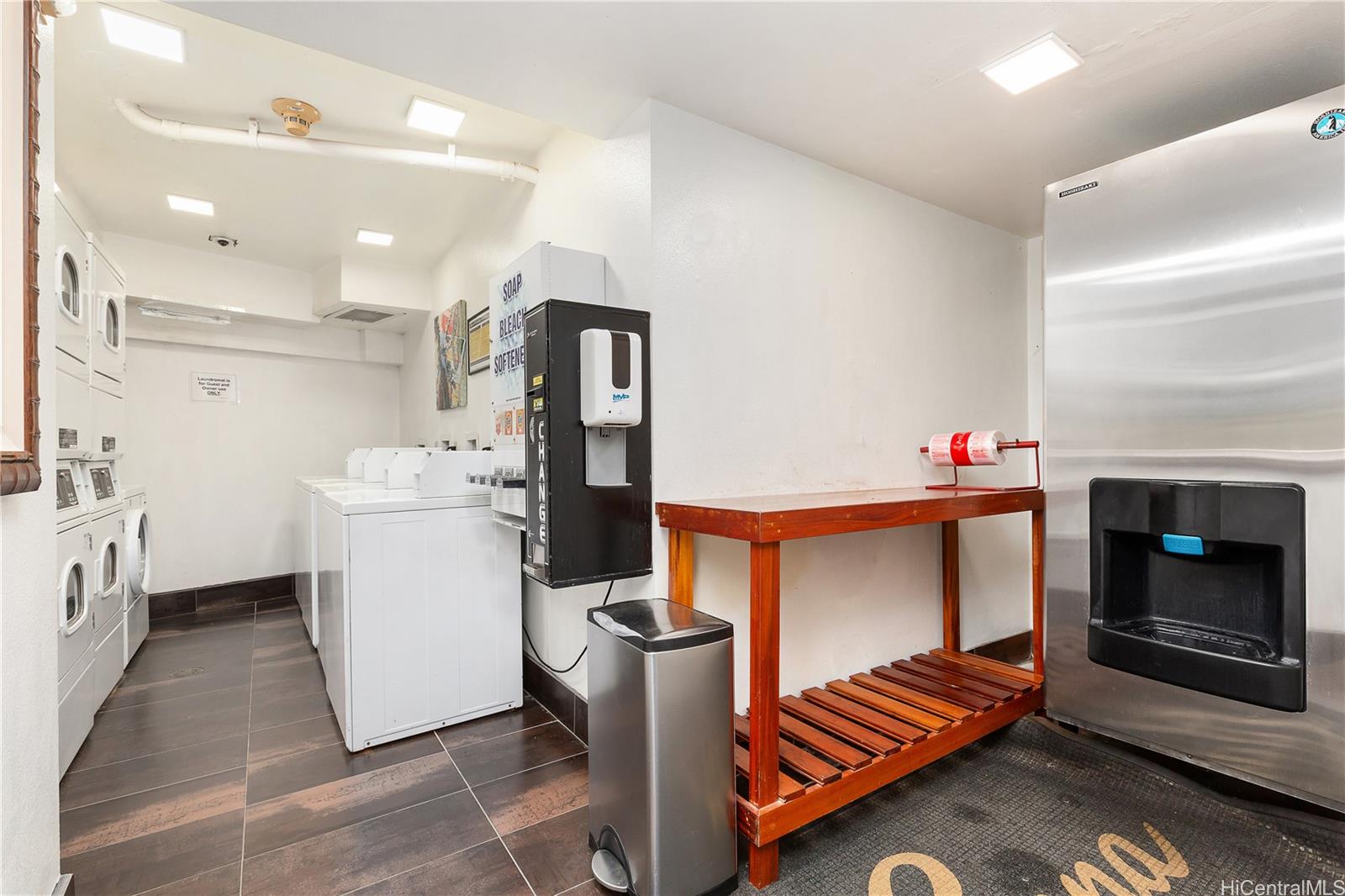 Luana Waikiki condo # 604, Honolulu, Hawaii - photo 21 of 24