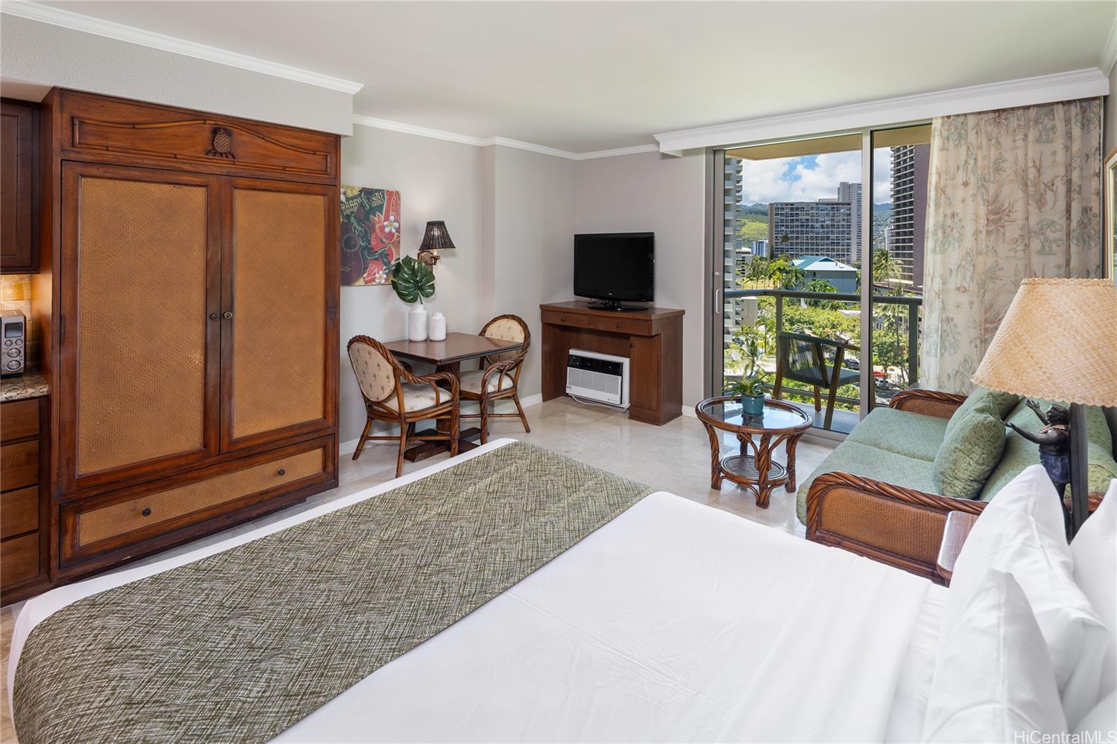 Luana Waikiki condo # 618, Honolulu, Hawaii - photo 4 of 22