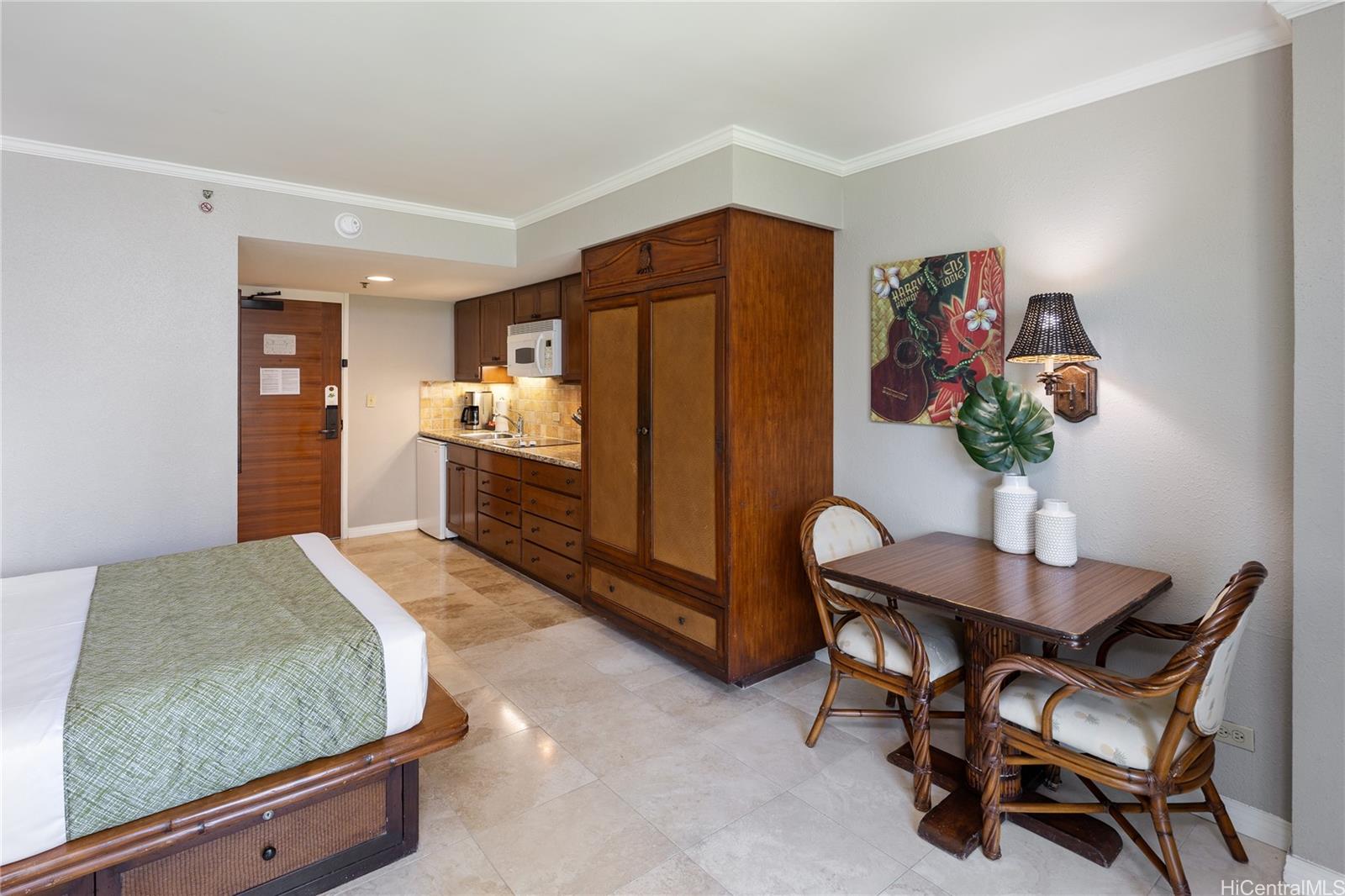 Luana Waikiki condo # 618, Honolulu, Hawaii - photo 9 of 23