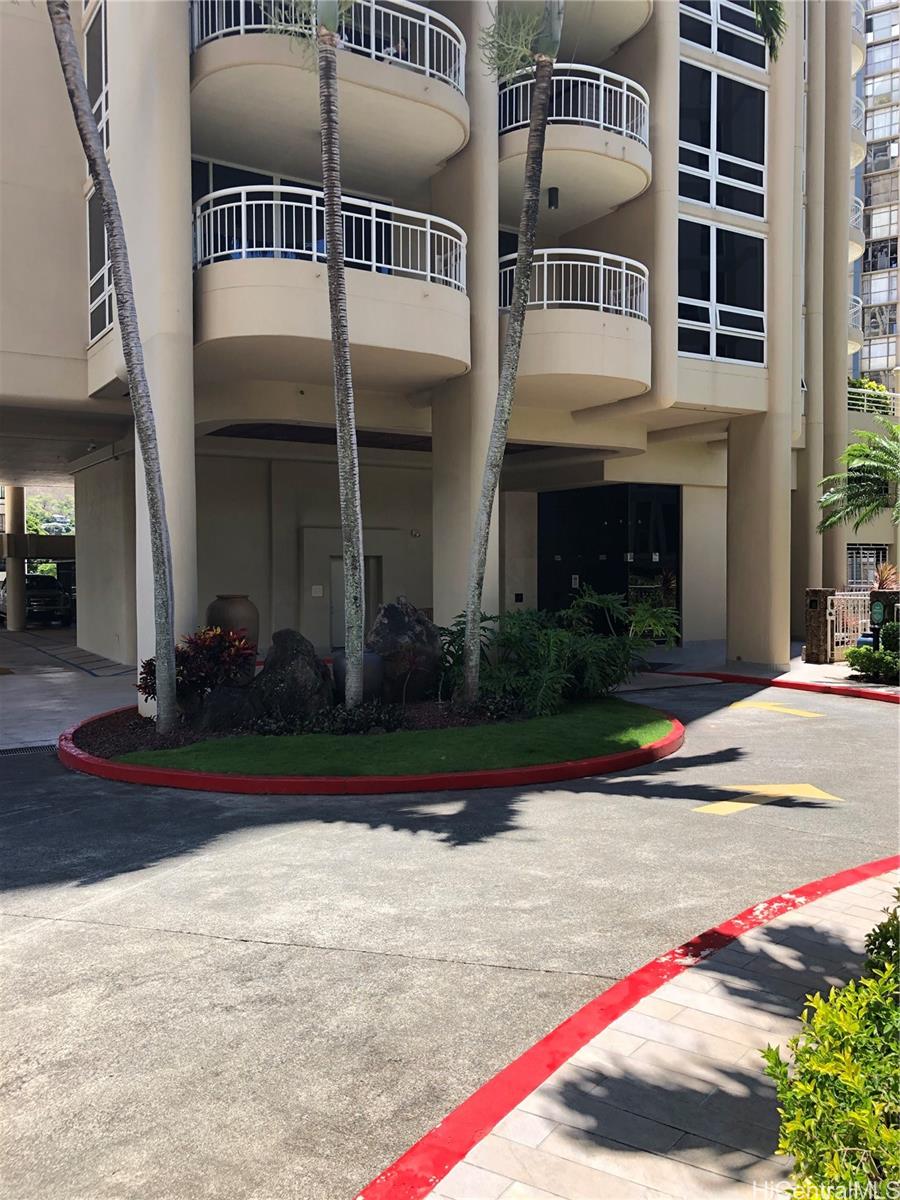 Nuuanu Parkside condo # 1903, Honolulu, Hawaii - photo 2 of 19