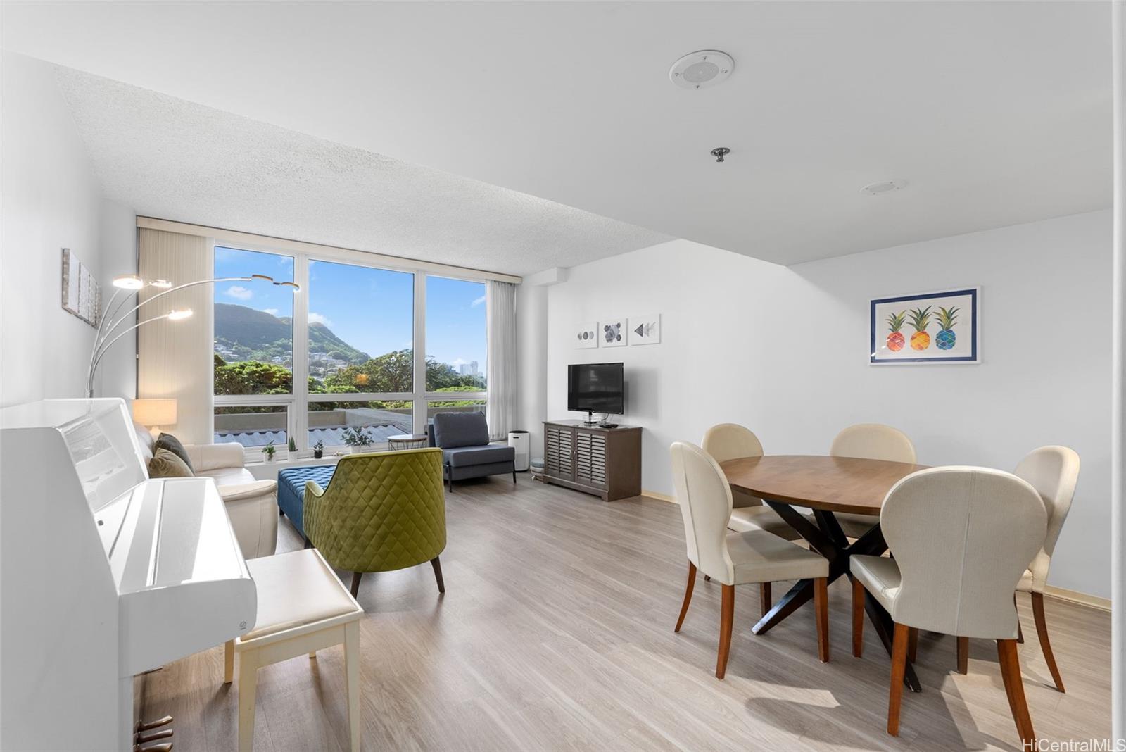 Nuuanu Parkside condo # 501, Honolulu, Hawaii - photo 2 of 25