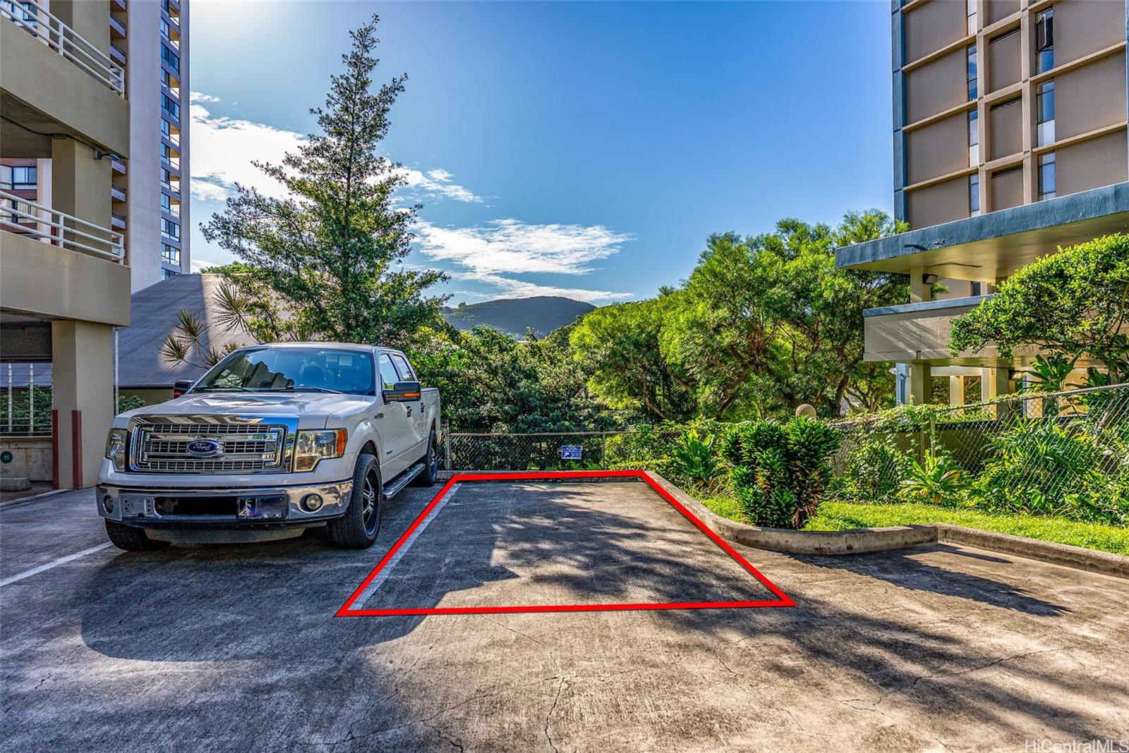 Nuuanu Parkside condo # 501, Honolulu, Hawaii - photo 21 of 25