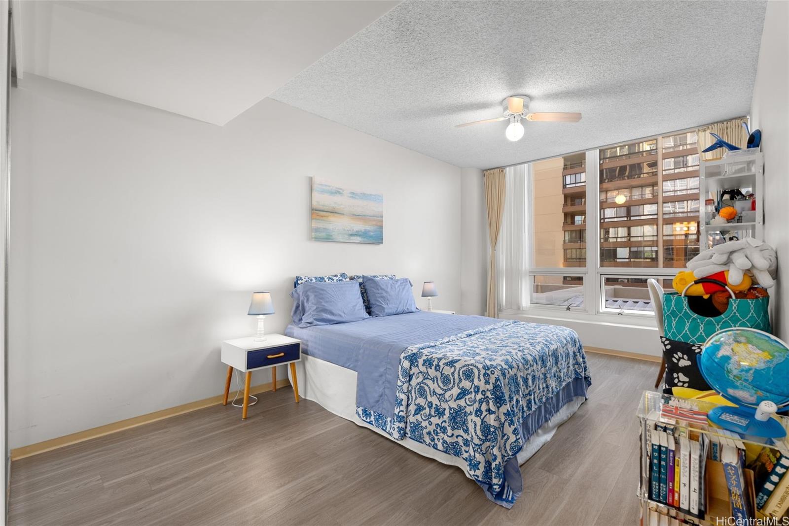 Nuuanu Parkside condo # 501, Honolulu, Hawaii - photo 6 of 25