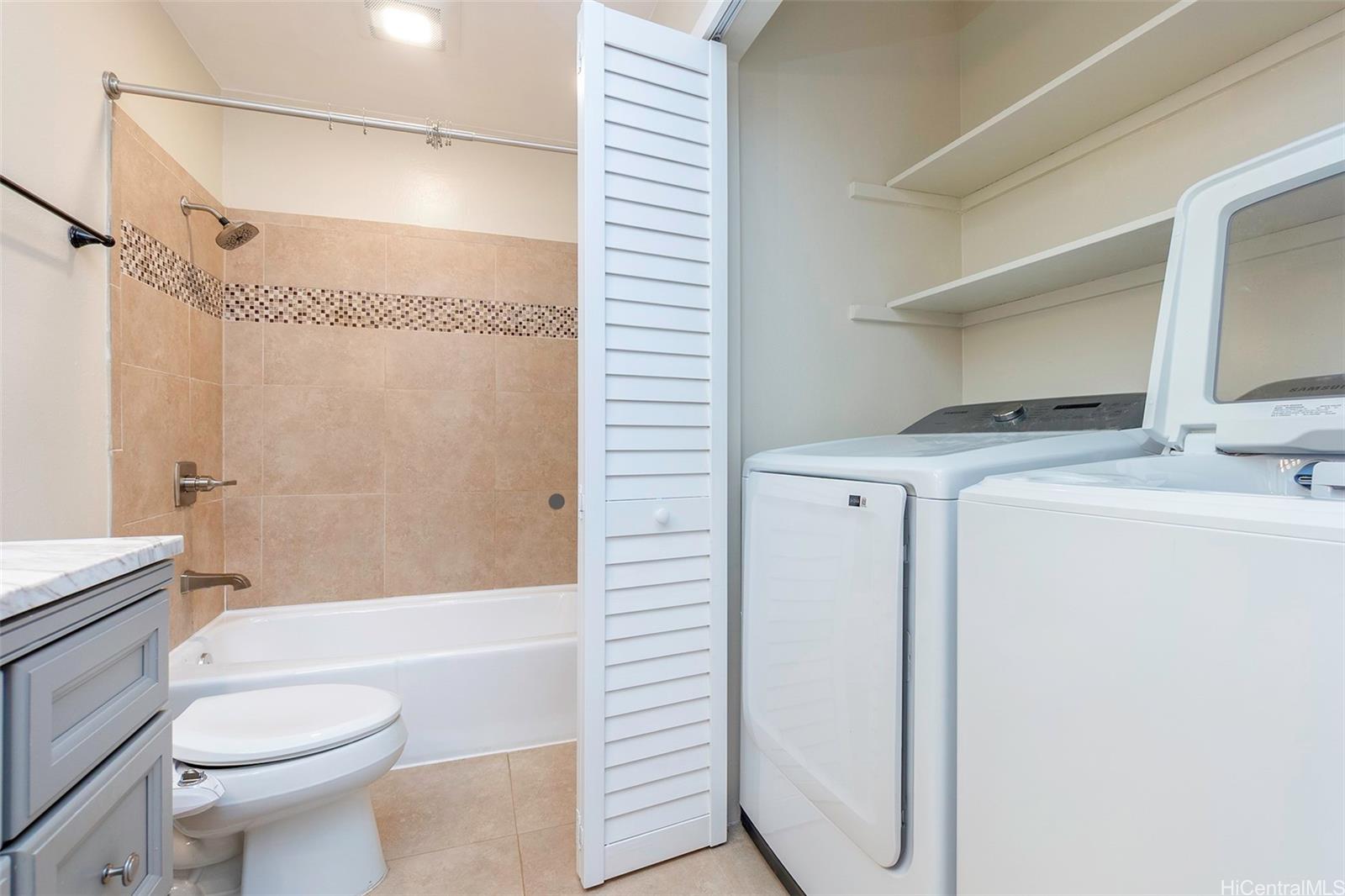 Hawaiian Properties townhouse # A5, Honolulu, Hawaii - photo 16 of 25