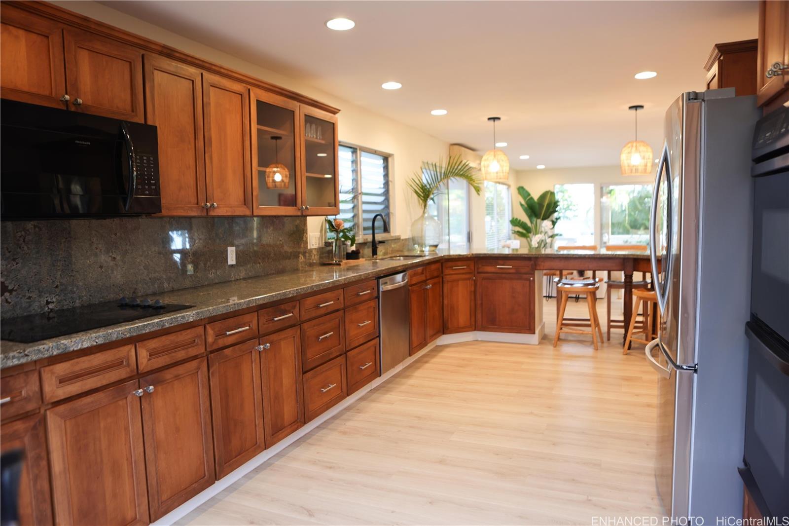 205 Kawaihae Street townhouse # A6, Honolulu, Hawaii - photo 5 of 25