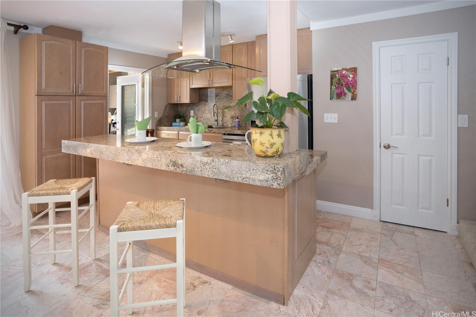 Koko Isle townhouse # 403, Honolulu, Hawaii - photo 4 of 23
