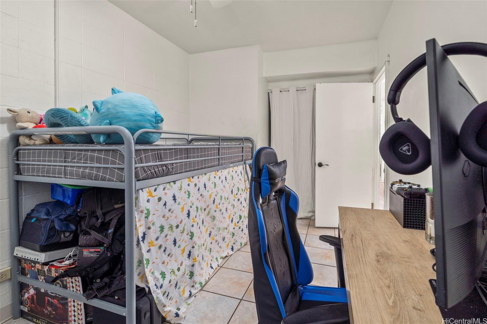 Nuuanu Terrace condo # DH106, Honolulu, Hawaii - photo 13 of 19