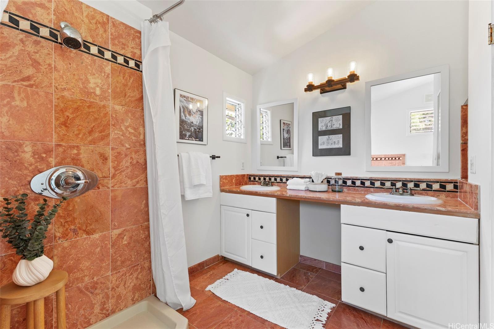 2055  Alihilani Place Ualakaa, Honolulu home - photo 21 of 24