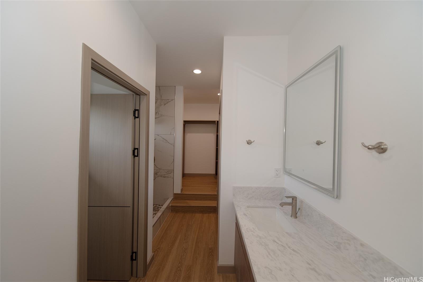 2056 10th Ave Honolulu - Rental - photo 7 of 10