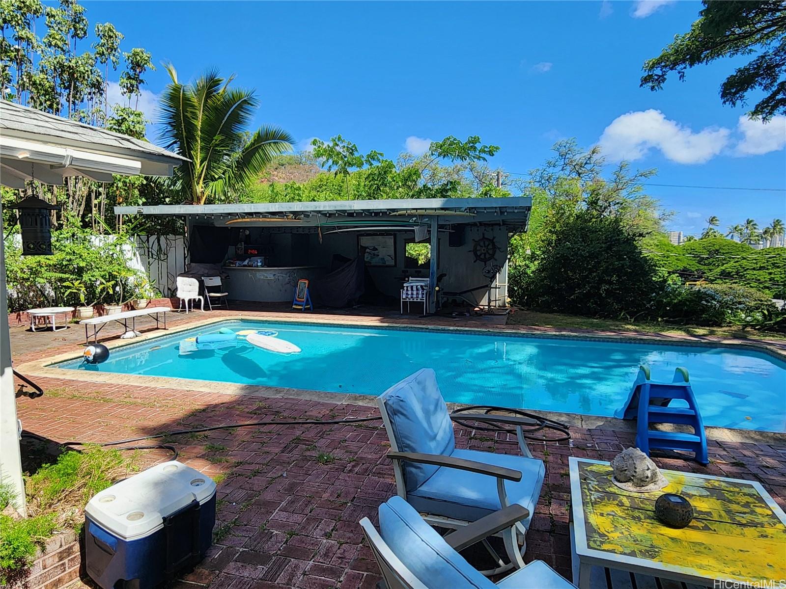 2056  Manoa Rd Ualakaa, Honolulu home - photo 8 of 10