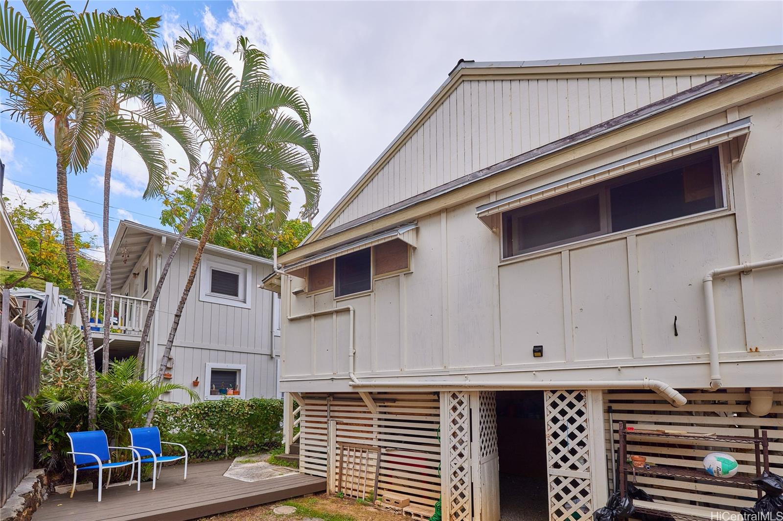 206  Madeira Street Punchbowl Area, Honolulu home - photo 3 of 17