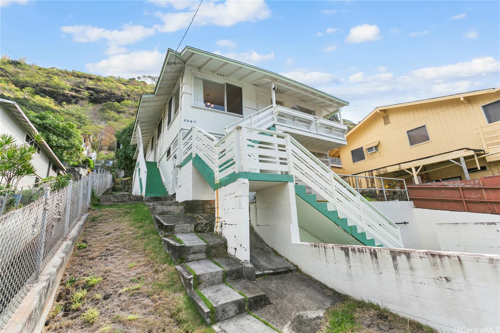 2061  10th Ave Palolo, Diamond Head home - photo 19 of 23