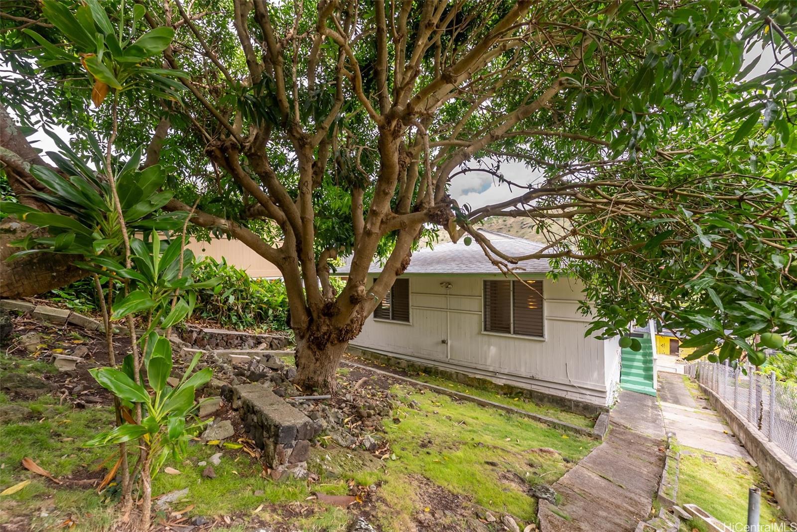 2061  10th Ave Palolo, Diamond Head home - photo 17 of 25
