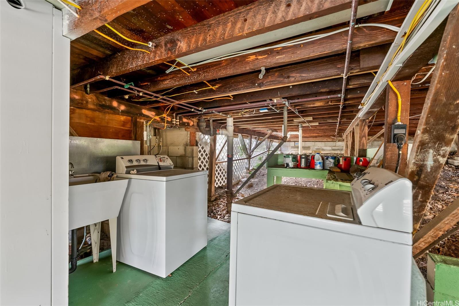 2061  10th Ave Palolo, Diamond Head home - photo 20 of 25