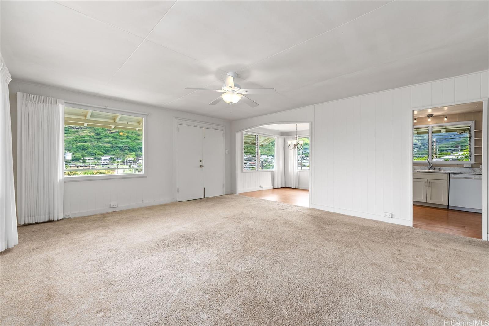 2061  10th Ave Palolo, Diamond Head home - photo 10 of 25