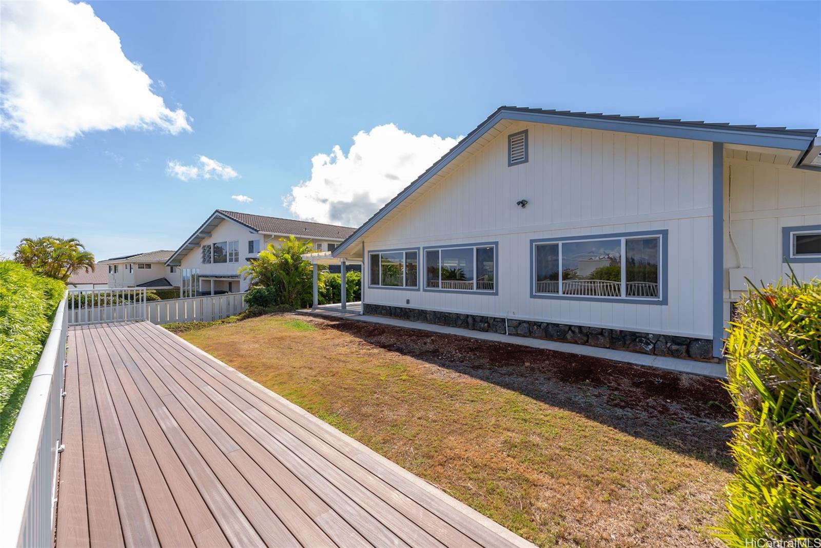 2067  Laukahi Street Waialae Iki, Diamond Head home - photo 20 of 24