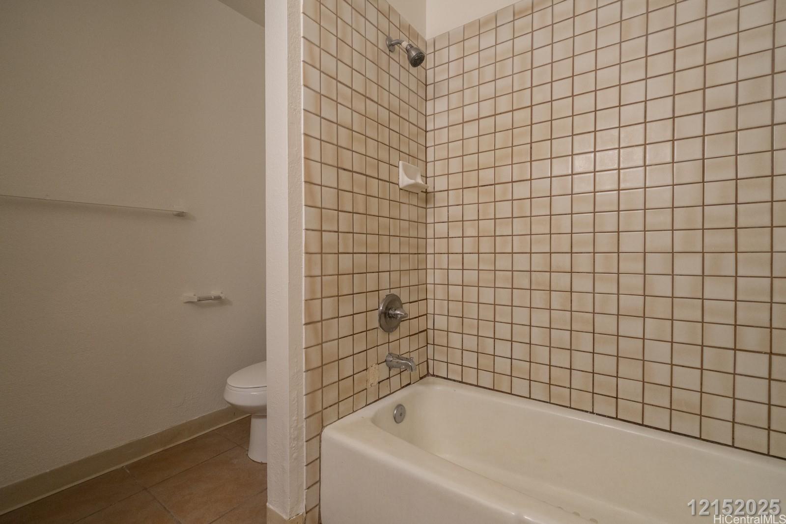 2069 California Ave Wahiawa - Rental - photo 13 of 19