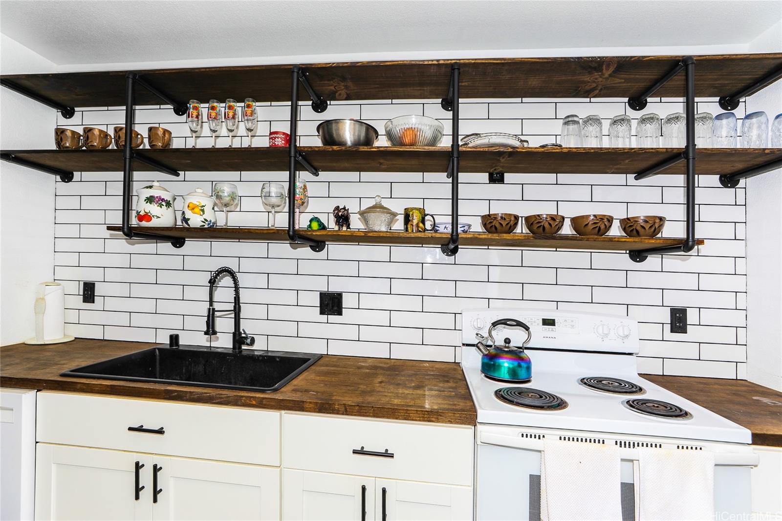 Hidden Valley Ests condo # 19D, Wahiawa, Hawaii - photo 9 of 25