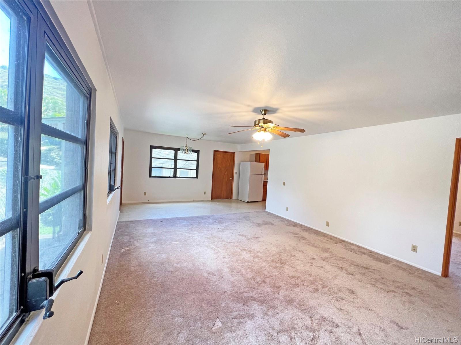 2075  Palolo Ave Palolo, Diamond Head home - photo 11 of 17