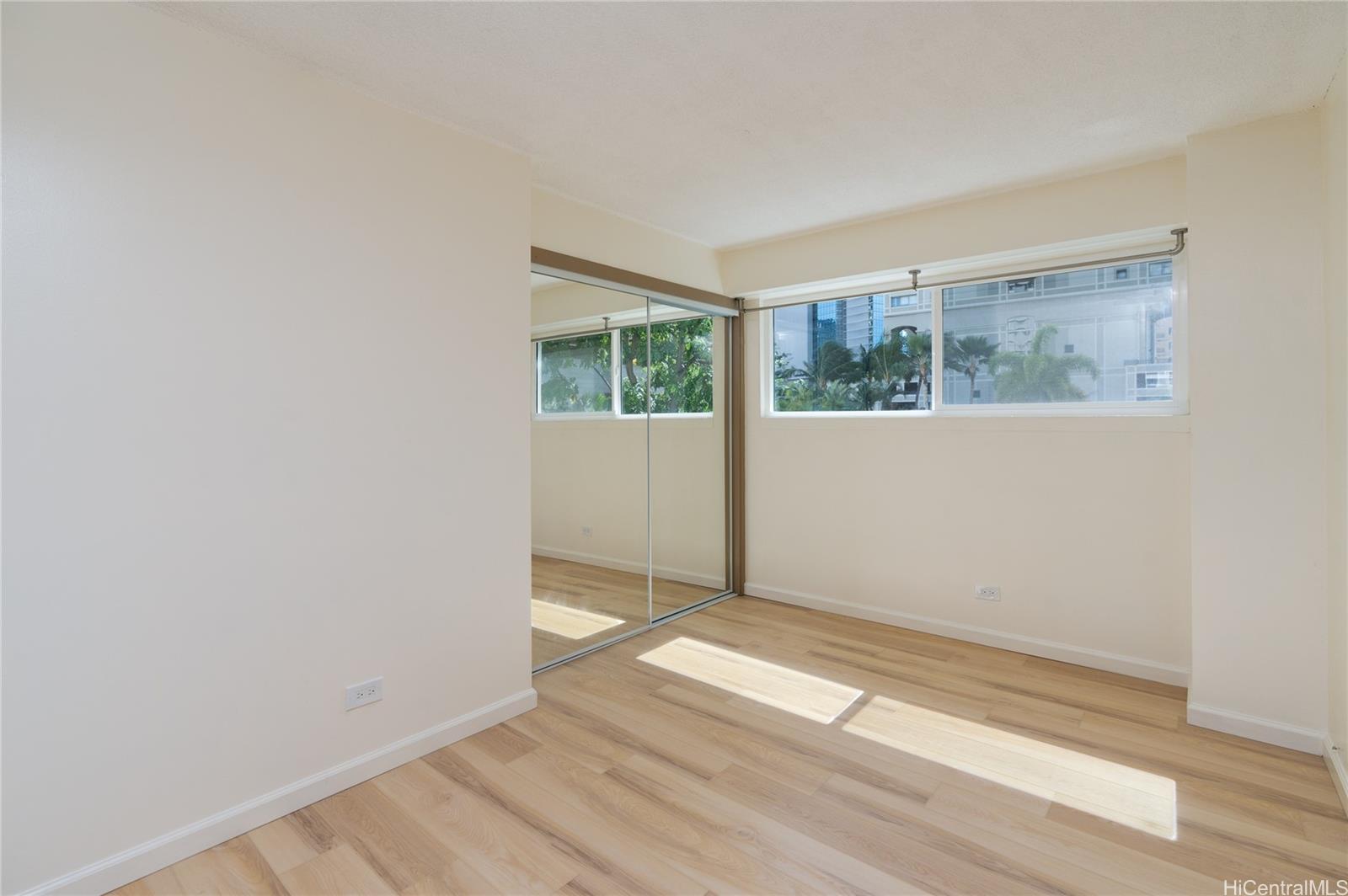 2085 Ala Wai Blvd Honolulu - Rental - photo 16 of 24