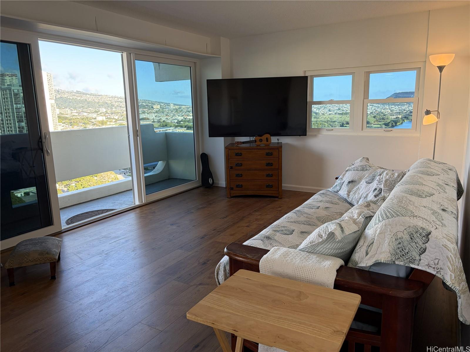 Twin Towers The condo # A191, Honolulu, Hawaii - photo 15 of 23