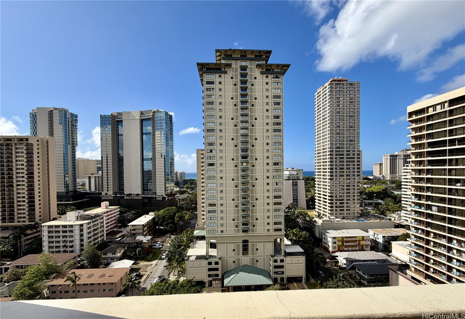 Twin Towers The condo # A191, Honolulu, Hawaii - photo 3 of 23