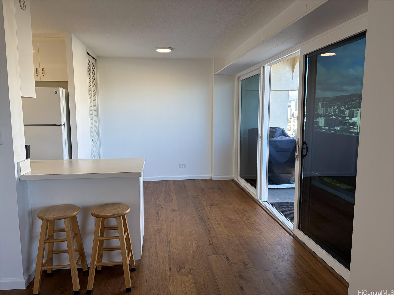 Twin Towers The condo # A191, Honolulu, Hawaii - photo 7 of 23