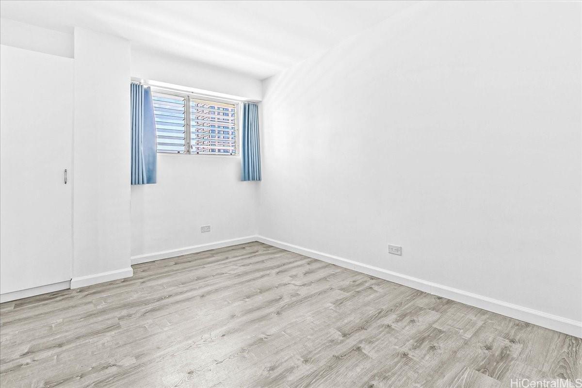 Twin Towers The condo # B113, Honolulu, Hawaii - photo 11 of 23