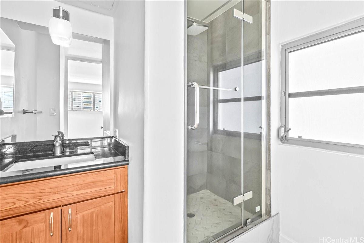 Twin Towers The condo # B113, Honolulu, Hawaii - photo 17 of 23