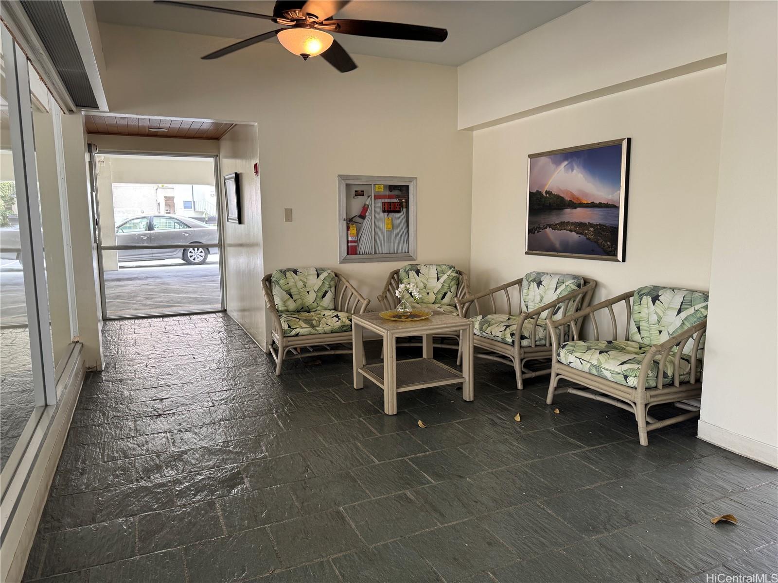 2085 Ala Wai Blvd Honolulu - Rental - photo 21 of 23