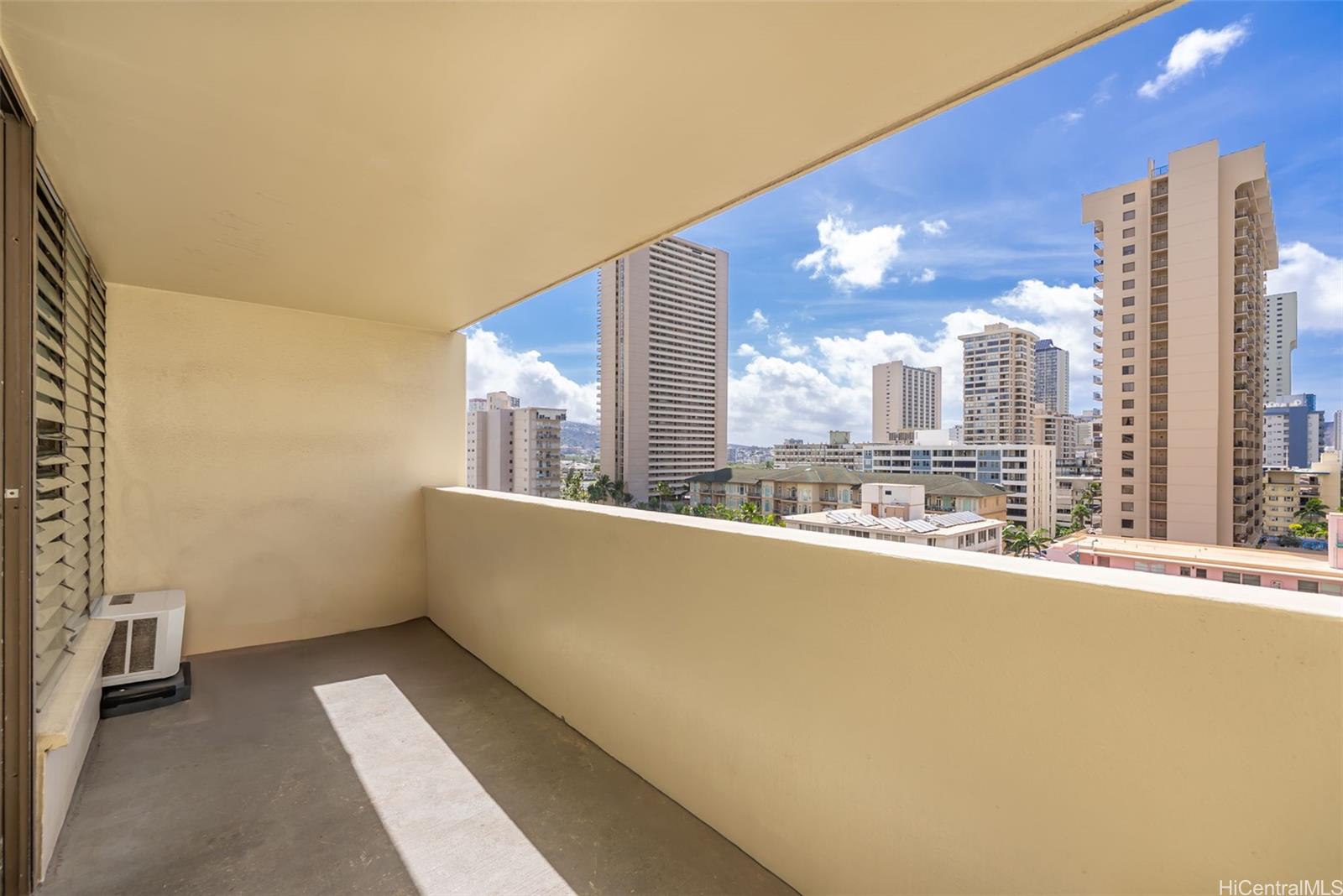 La Casa condo # 1202, Honolulu, Hawaii - photo 17 of 25
