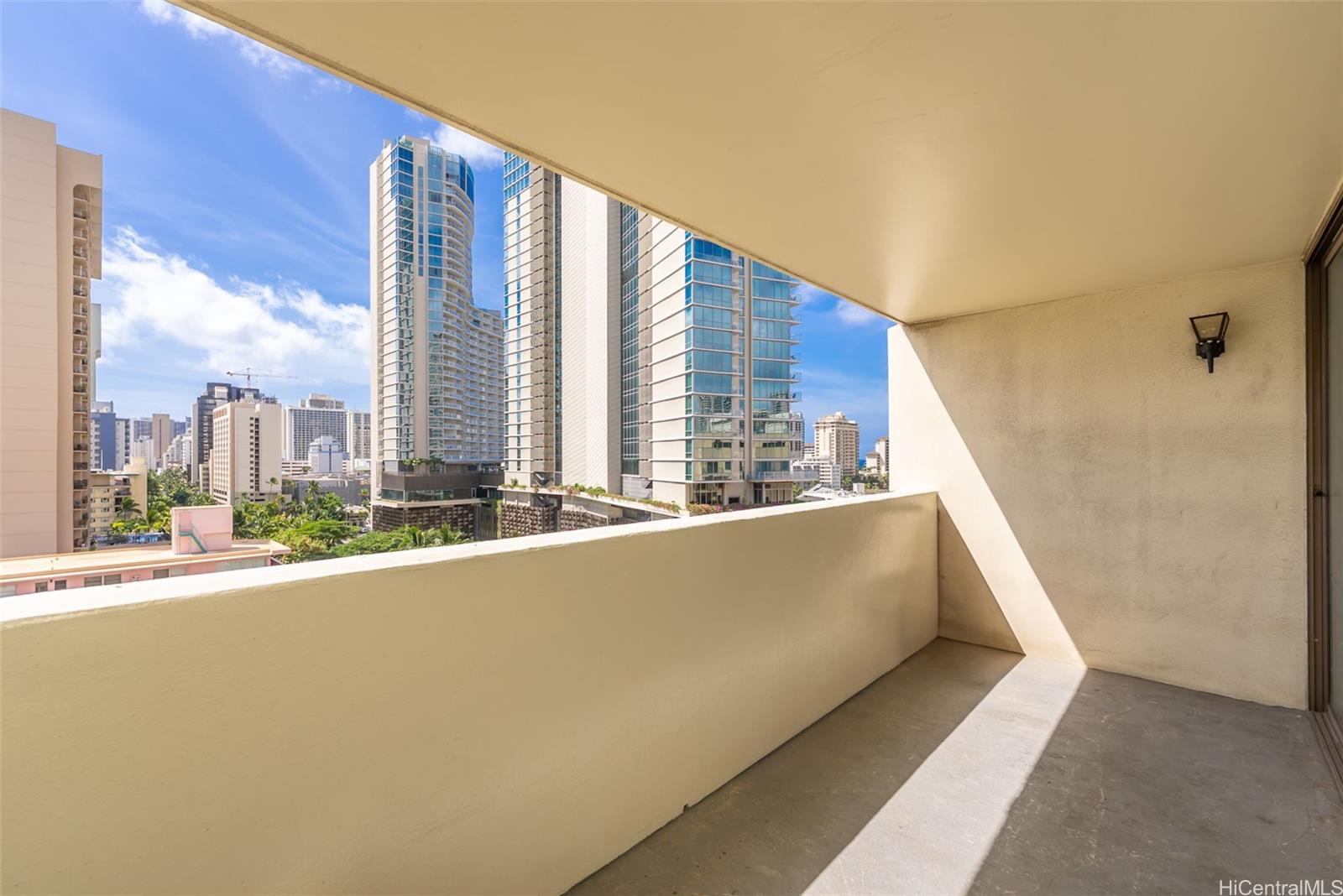 La Casa condo # 1202, Honolulu, Hawaii - photo 19 of 25